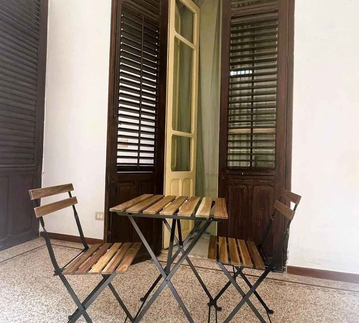 Gasthof Olivuzza Rooms In Apartment Palermo