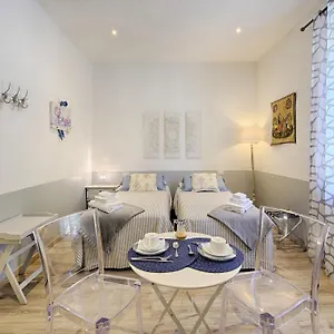 Vip 2*, Siena Italien